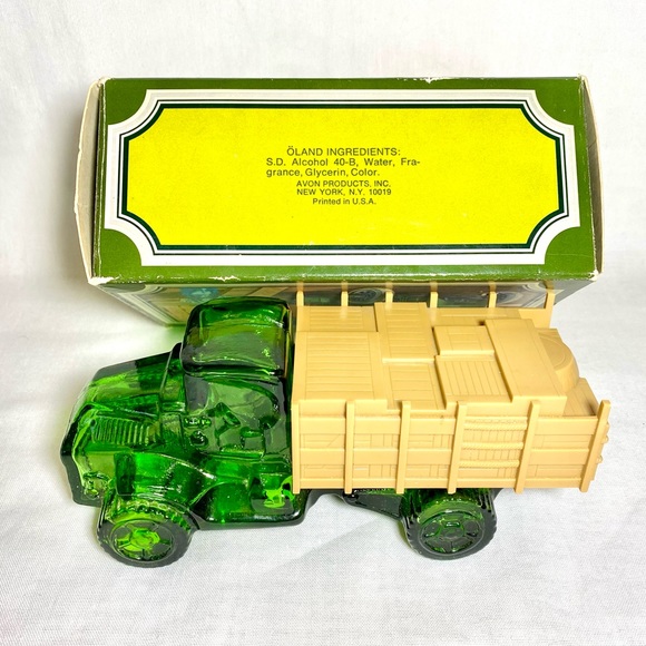 Vintage Avon ‘Big Mack’ Oland Aftershave Bottle & Box - Picture 7 of 17